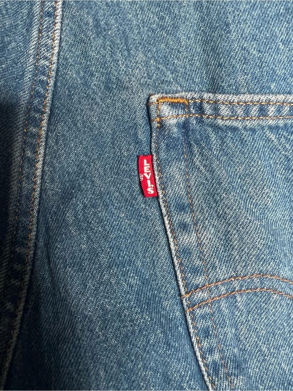 Levi’s Premium Medium Wash Straight Leg Denim Jeans Overalls Womens Size Medium